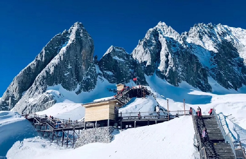 玉龍雪山